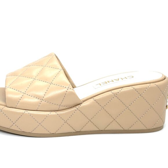 CHANEL 24P Quilted Leather Open Toe Wedge Heel Mule Slide Platform Sandal - Picture 3 of 14